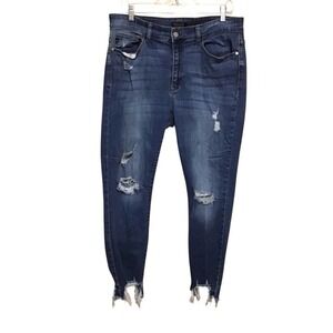 Judy Blue Cropped Fit Jeans 14W Distressed Ankle Raw Hem